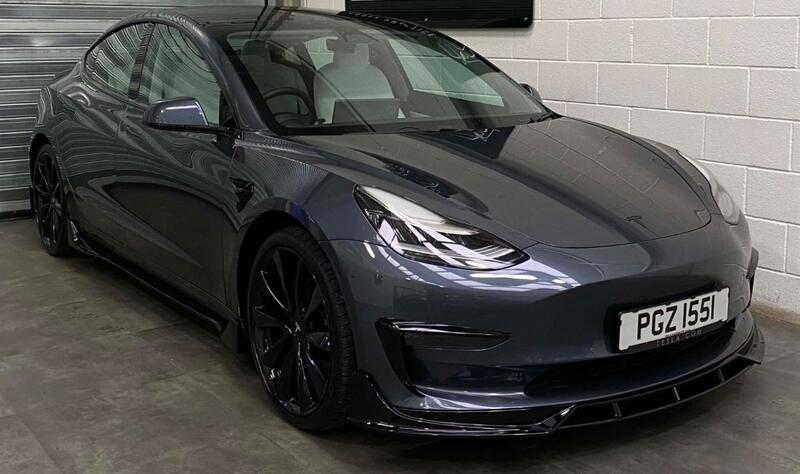 TESLA MODEL 3