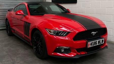 FORD MUSTANG 2.3 T EcoBoost