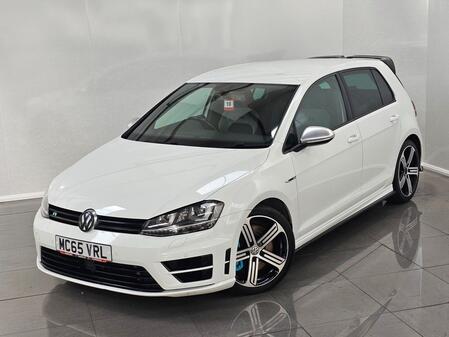 VOLKSWAGEN GOLF 2.0 TSI BlueMotion Tech R