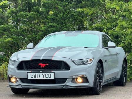 FORD MUSTANG 5.0 V8 GT