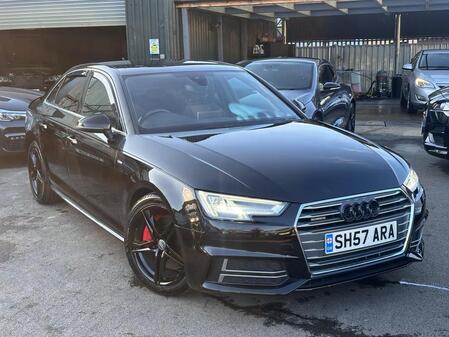 AUDI A4 2.0 TFSI S line