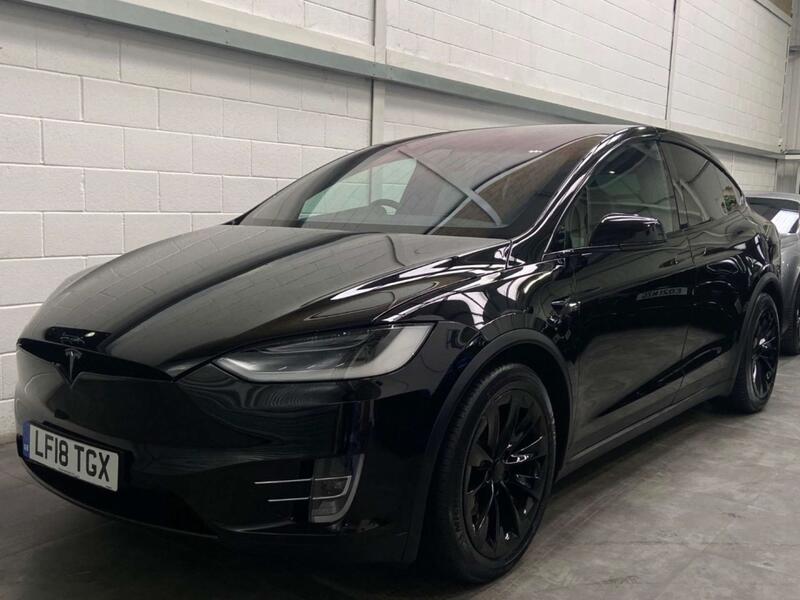 TESLA MODEL X