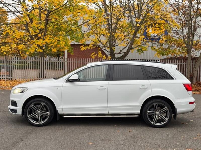 AUDI Q7