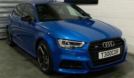 AUDI S3 2.0 TFSI Black Edition