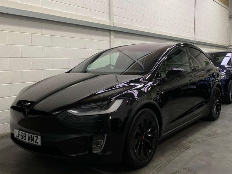 TESLA MODEL X